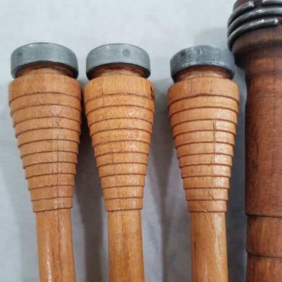 Antique bobbins 3 beehive 1 other total 4 count - Picture 2 of 7